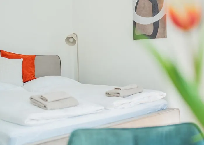 Sonnige Altbauwohnung Nahe Hauptbahnhof Appartement