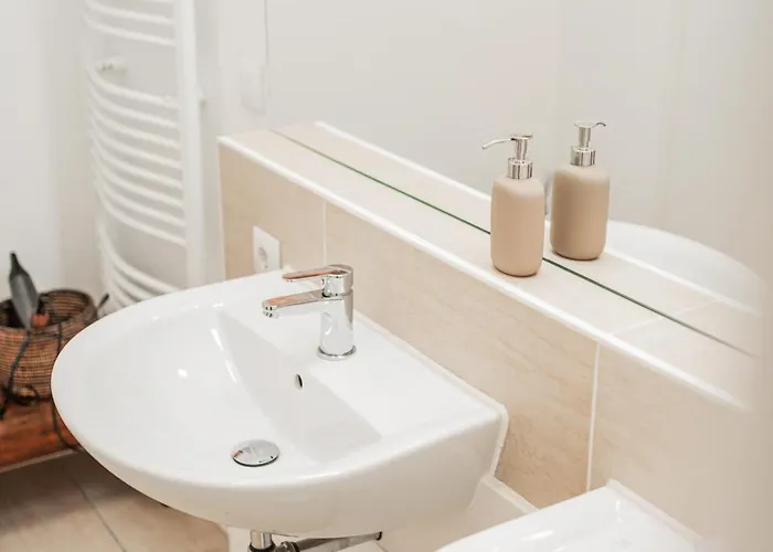 Appartement Sonnige Altbauwohnung Nahe Hauptbahnhof *
