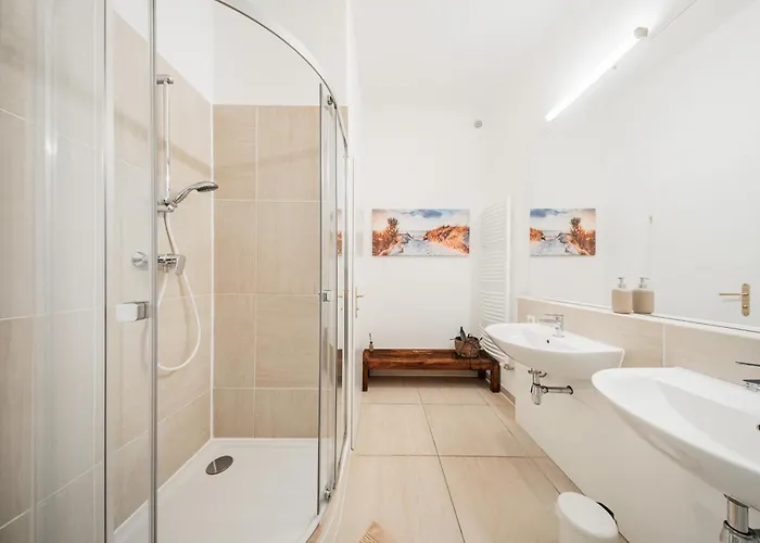 Sonnige Altbauwohnung Nahe Hauptbahnhof Appartement *