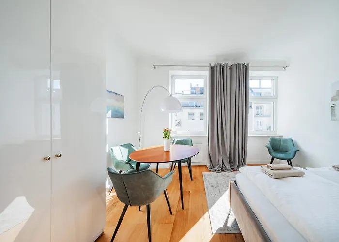 Sonnige Altbauwohnung Nahe Hauptbahnhof * Vienne